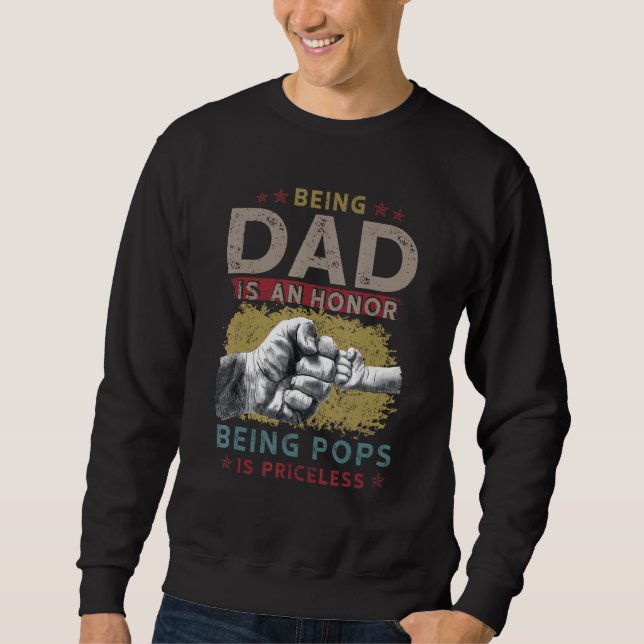 Att vara Pappa är en heder för pingparna är ovärde Lång Ärmad Tröja (Framsida)
