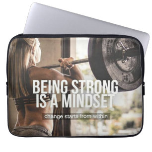 Att vara stark är ett tänkesätt - Kvinnors Gymmedr Laptop Fodral