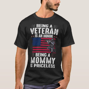Att vara veteran är en ära att vara MAMMA är Prist T Shirt