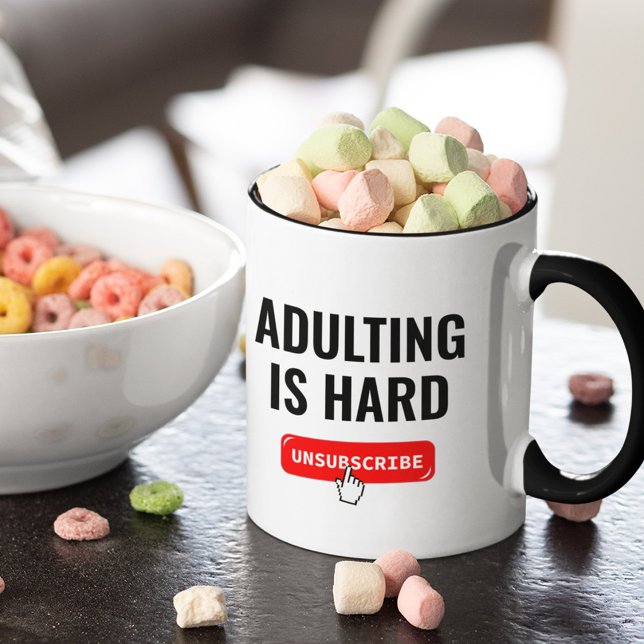Att Vara Vuxen Är Svårt - Avbeställ | Anpassningsb Mugg (Skapare uppladdad)