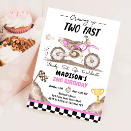Att växa upp två Fast Dirt Bike Biking Girl Birthd Inbjudningar