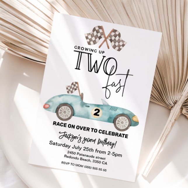 Att växa upp TVÅ snabbt Blå Racingbil 2-årsdag Inbjudningar (Growing up TWO fast boy birthday party)