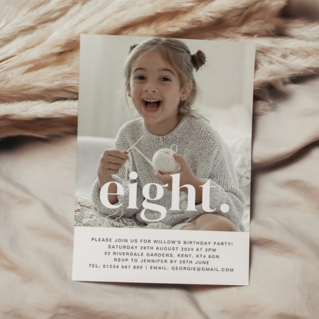 Åtta foto - första födelsedagsinbjudan inbjudningar (Skapare uppladdad)