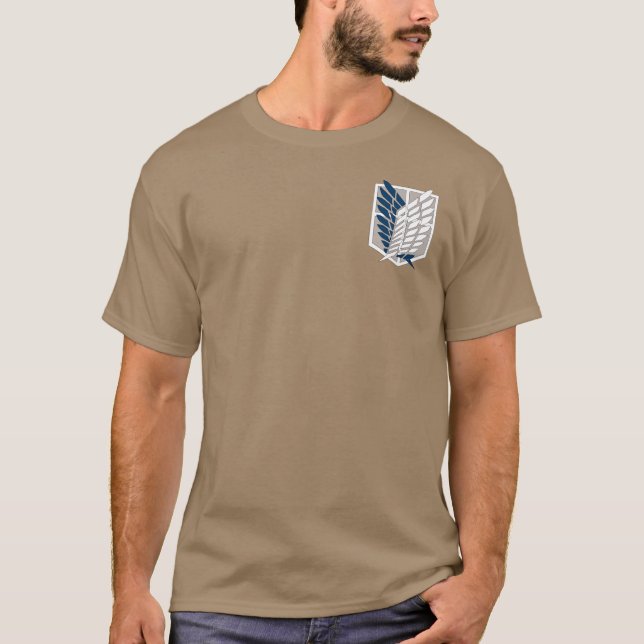 Attack on Titan T Shirt (Framsida)