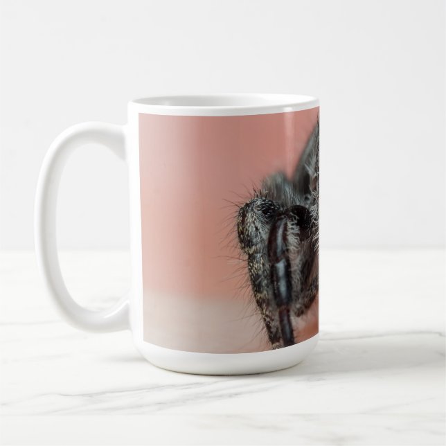 Åttbenat Kärlek: Bold Jumper Spider Merch Kaffemugg (Vänster)