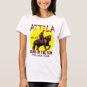 Attila "Huns i solen" turnerar (damer beklär T-shirt