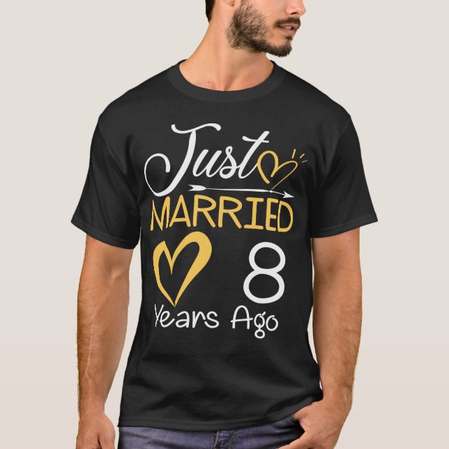 Åttonde årsdagen för Bröllop, Ny gifta 8 år T Shirt (Framsida)