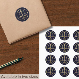 Attorney Lawyer Guld Scales of Justice Emblem Runt Klistermärke