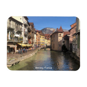 Attractive River View of Annecy, Frankrike on a a Magnet