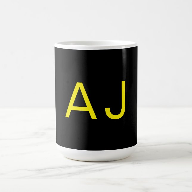 Attraktiv monogram gul svart modern minimalistisk kaffemugg (Center)