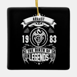 August Gift 1983 Legendarnas födelse Julgransprydnad Keramik