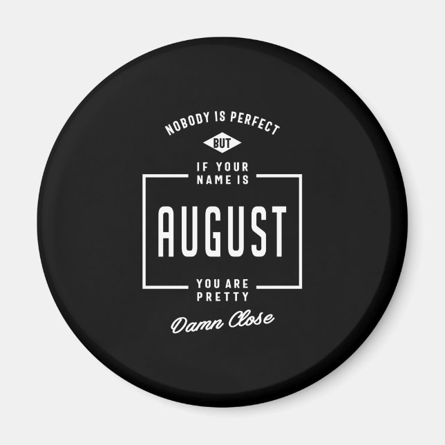 August Personlig Namn Birthday Gift Magnet (Framsidan)