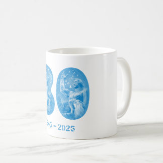 Augusti 5 NYC-event 2025 Mugg