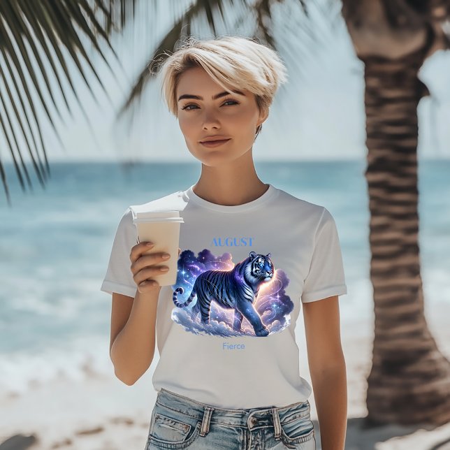Augusti Birth Month Spirit Animal Tiger Gift - T Shirt (Skapare uppladdad)