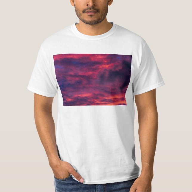 augusti röd t shirt (Framsida)