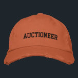 Auktionsfirman Embroized Hat Broderad Keps<br><div class="desc">"AUCTIONEER" broderad text. Säg till alla att du är auktionsförrättare!</div>