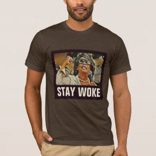Auntie Maxine "stag vaknade" politisk Anti-Trumf T Shirt