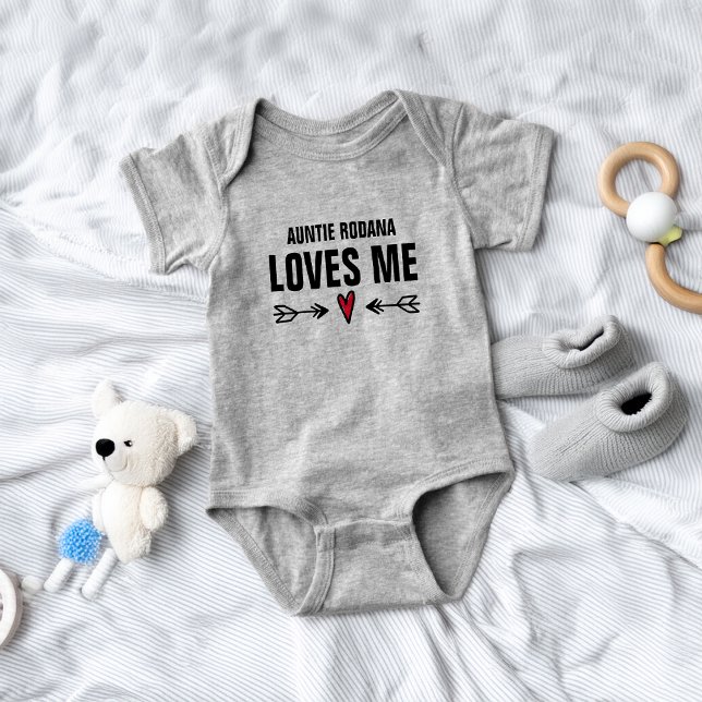 Auntie Namn Kärlek Me T Shirt (Auntie Name Loves Me Baby Bodysuit)