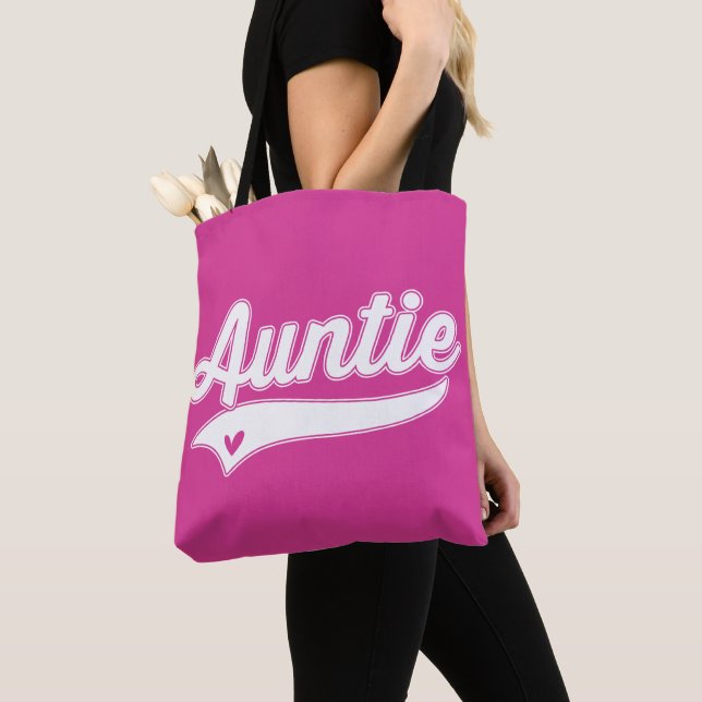 Auntie Tygkasse (Närbild)