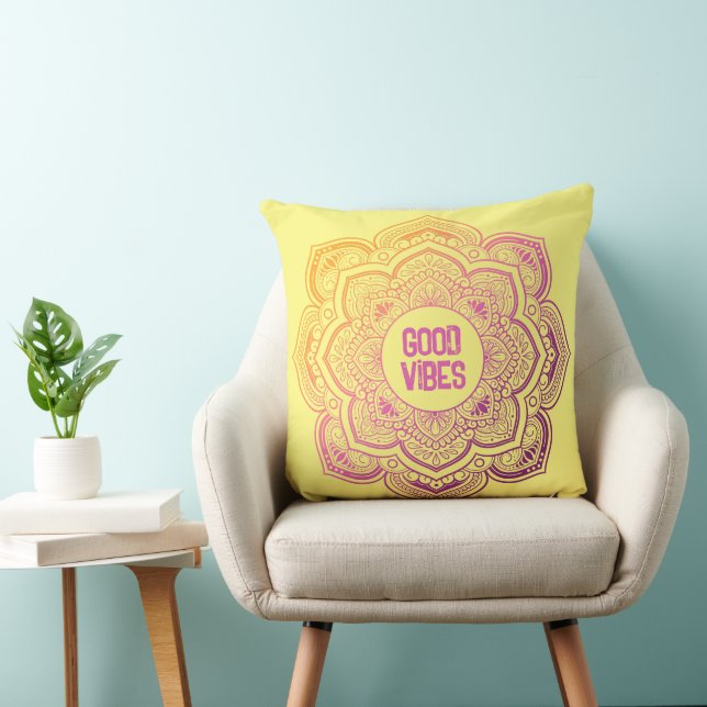Auri Mandala Personalized Throw Pillow Kudde (Stol)