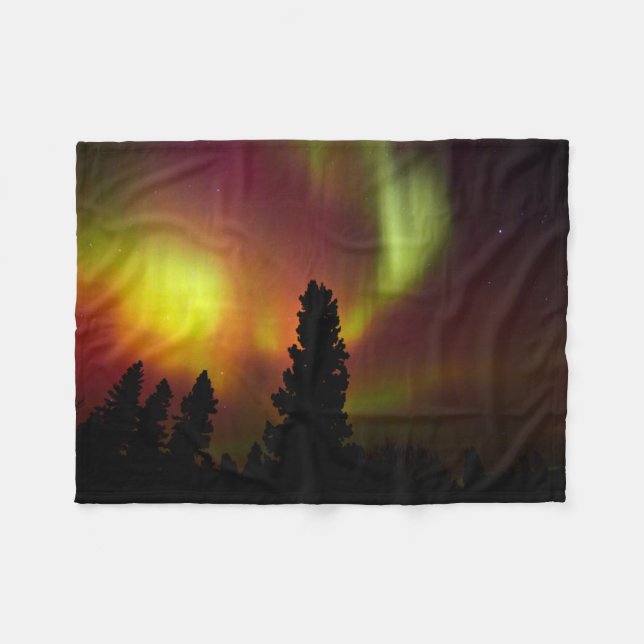 Aurora Borealis och träd Fleecefilt (Framsidan (Horisontell))