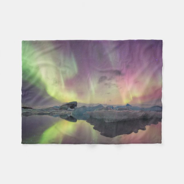 Aurora Ljuset reflekteras i lagunen Fleecefilt (Framsidan (Horisontell))