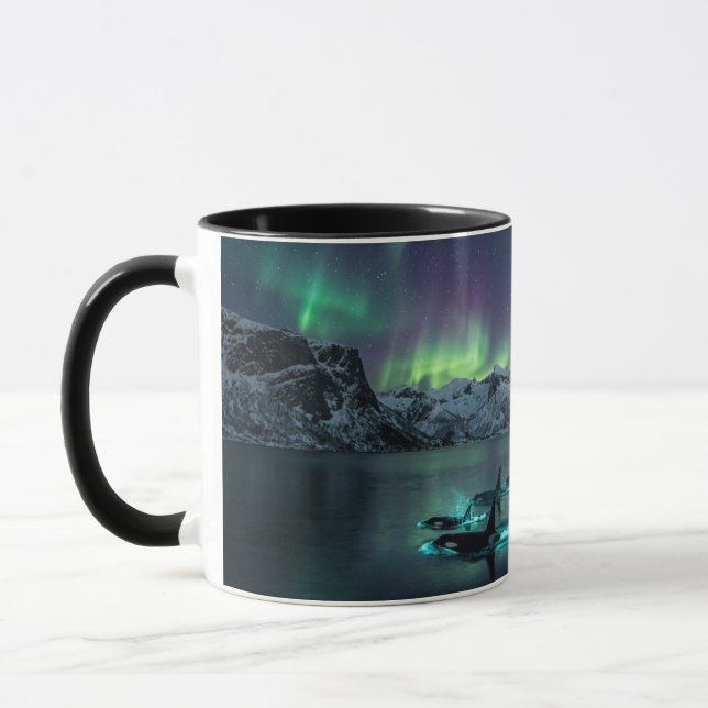 Aurora Orcas Arktisk Natt Wrap-around Svart Mugg (Vänster)