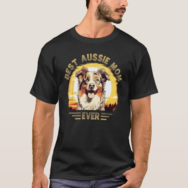 Aussie Mom Australian Shepherd T Shirt (Framsida)