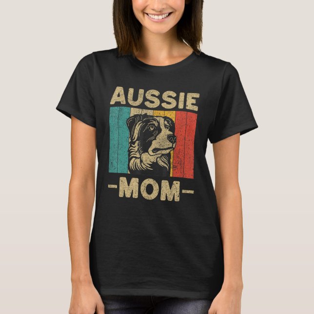 Aussie Mom  Retro Australian Shepherd T Shirt (Framsida)