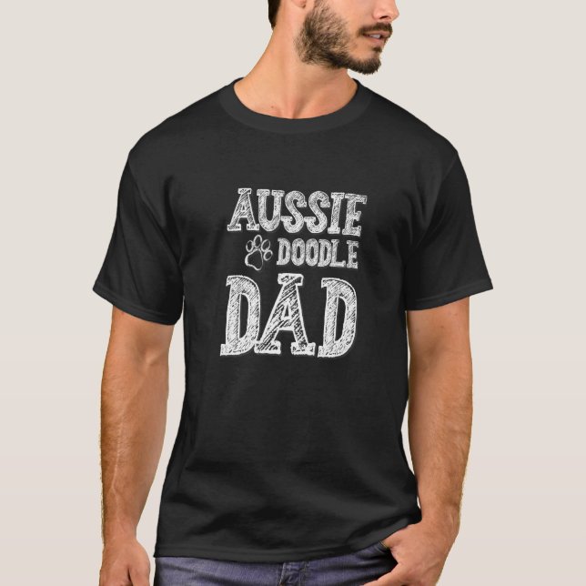 Aussiedoodle Pappa Doodle Hund T Shirt (Framsida)