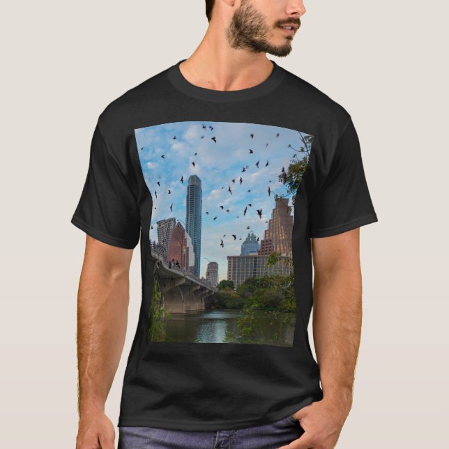 Austin, Texas med Fladdermus Ceramic Ornament T Shirt (Framsida)