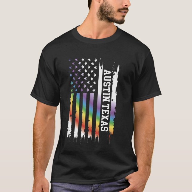 Austin Texas United Stater Distress Rainbow w US T Shirt (Framsida)