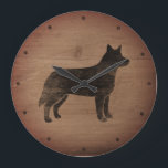 Australian Cattle Hund Silhouette Rustic Stor Klocka<br><div class="desc">Heeler Älskare Wall Clock. Trämateriet är tryckt,  inte riktigt trä.</div>