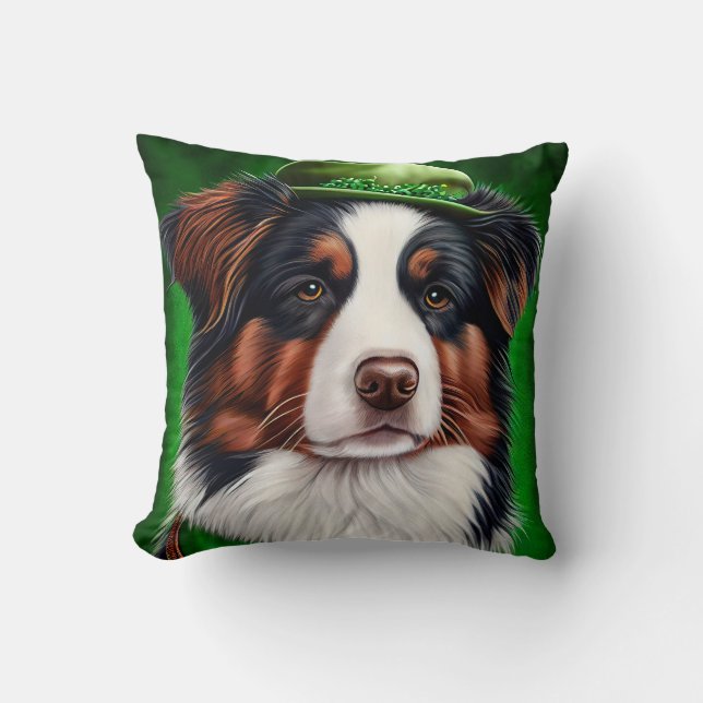 Australian shepherd hund i St. Patrick Dress Kudde (Framsida)