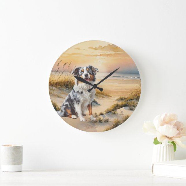 Australian Shepherd in a Beach Cove Stor Klocka (Hem)