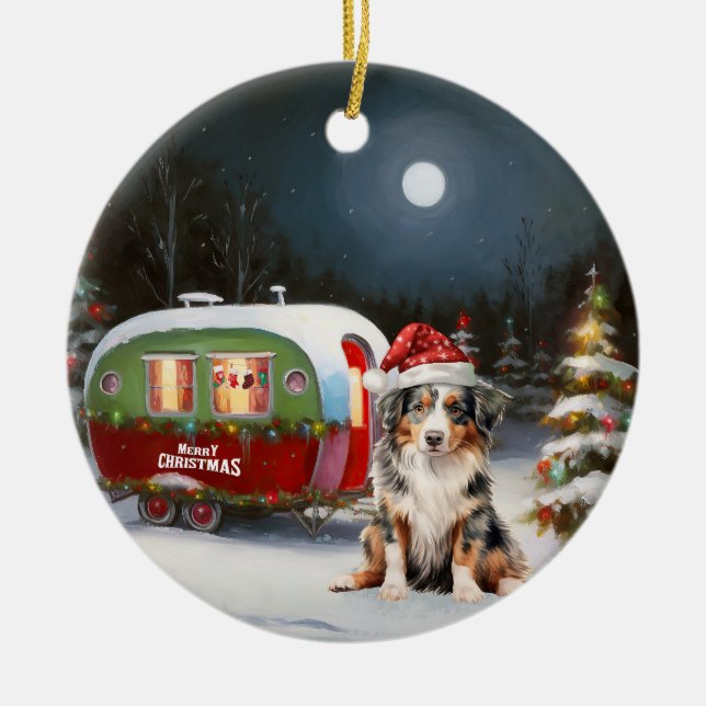 Australian Shepherd Karavan Juläventyr Julgransprydnad Keramik (Framsidan)