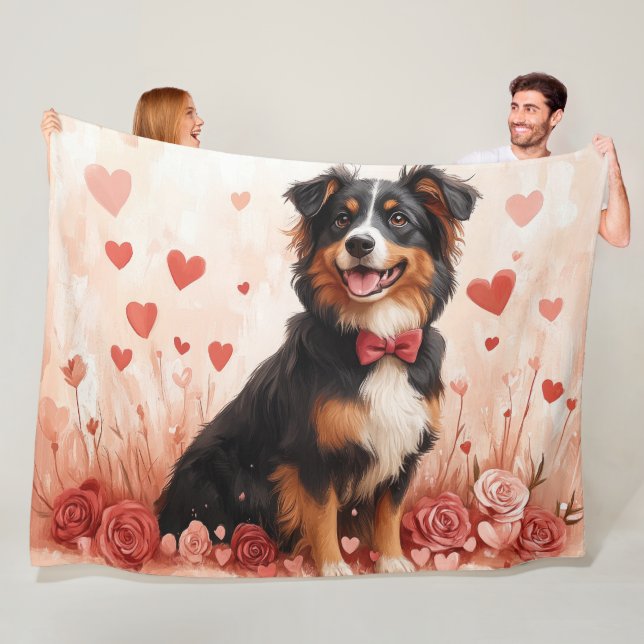 Australian Shepherd med rosor - Alla hjärtans dag  Fleecefilt (På plats)