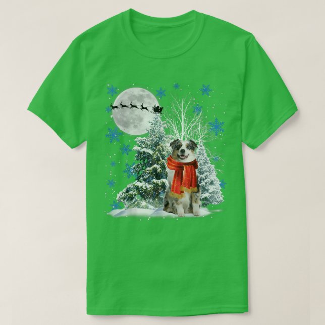 Australian Shepherd Under Moonlight Snow Christmas T Shirt (Design framsida)