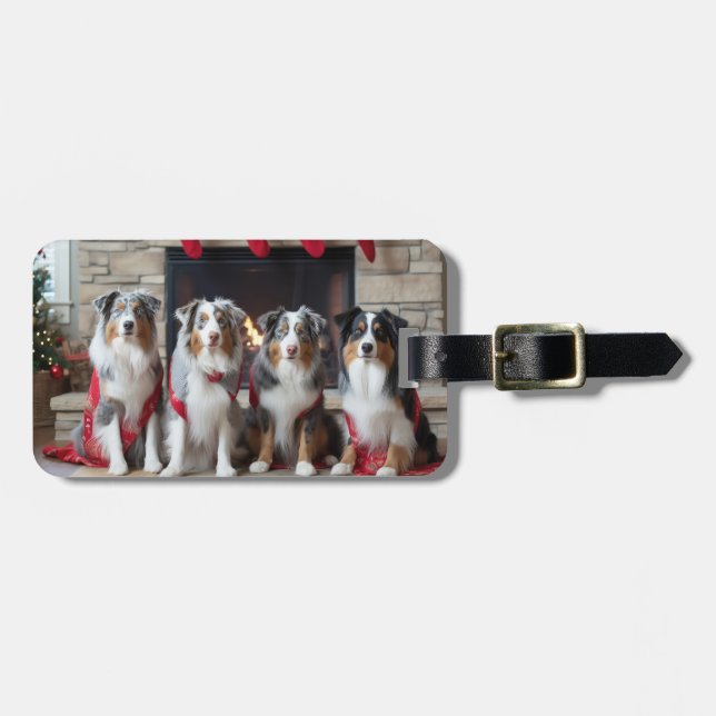 Australian Shepherd vid brasan jul Bagagebricka (Horisontell Framsida)