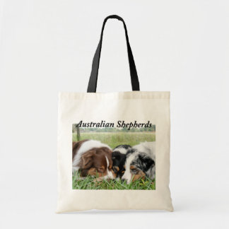 Australian shepherdkanfastotot hänger lös tygkasse