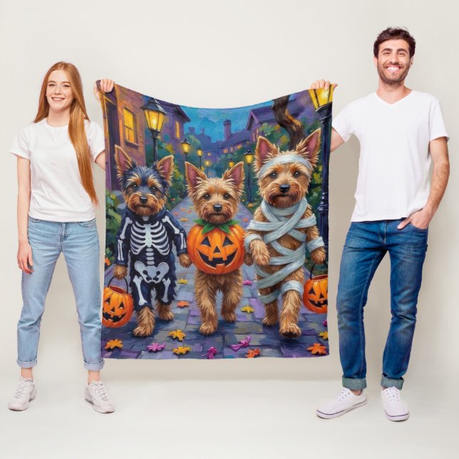 Australian Terrier busar på halloween Fleecefilt (På plats)