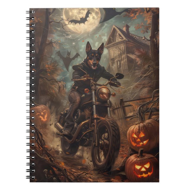 Australiensisk Kelpie Ridande Motorcykel Halloween Anteckningsbok (Framsidan)