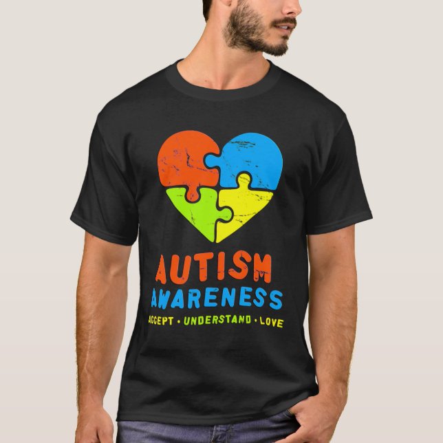 Autism Awareness 2017 Accept Understand Kärlek Aut T Shirt (Framsida)