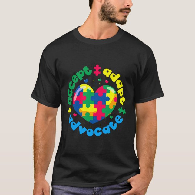 Autism Awareness Accepterar Adapt Advocate T Shirt (Framsida)