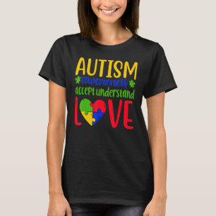 Autism Awareness accepterar att förstå att kärlek T Shirt
