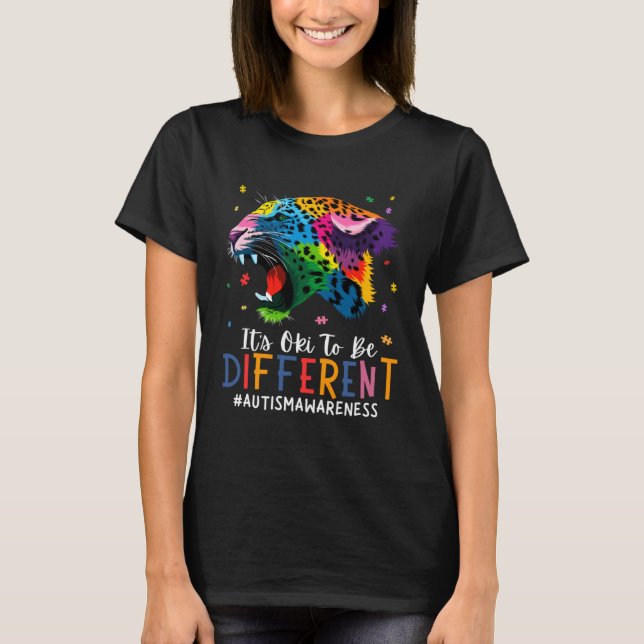 Autism Awareness It s Oki To Be Different Leopard  T Shirt (Framsida)