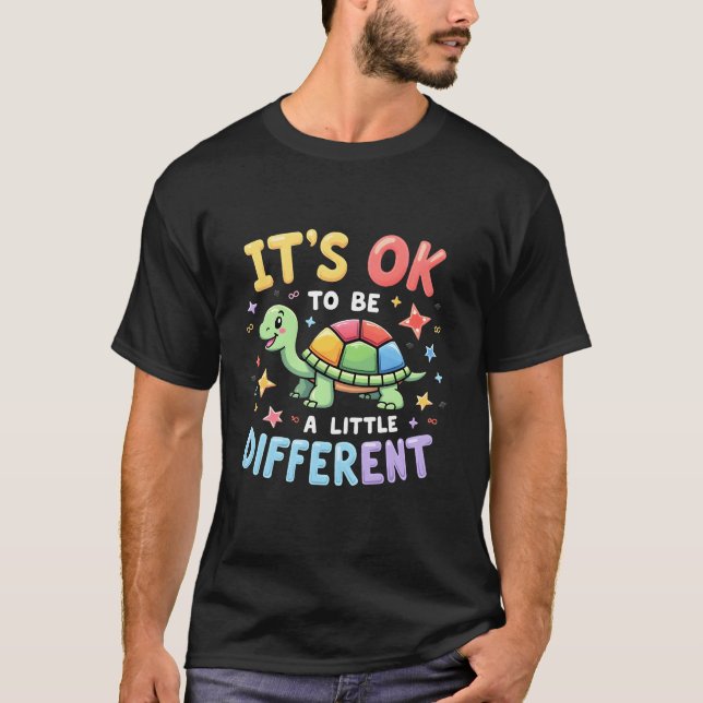 Autism Awareness It's Ok To Be A Little Different  T Shirt (Framsida)