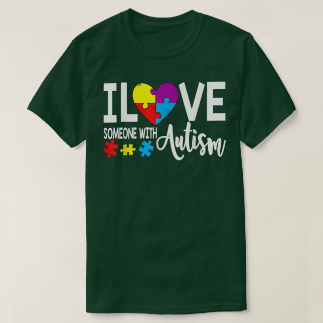 Autism Awareness Puzzle-gåvor i Kärlek med någon m T Shirt (Design framsida)