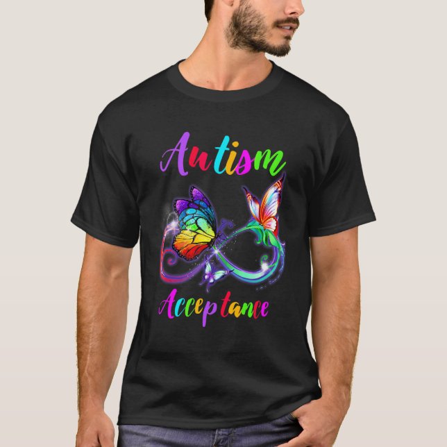 Autism Awareness Red i stället Ofinity Acceptance  T Shirt (Framsida)