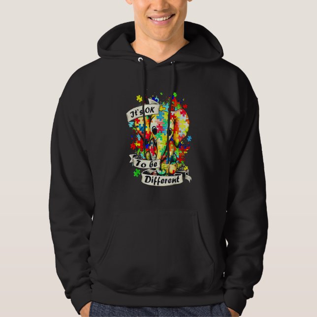 Autism Elephant Puzzle It's Ok To Be Different Mom Hoodie (Framsida)